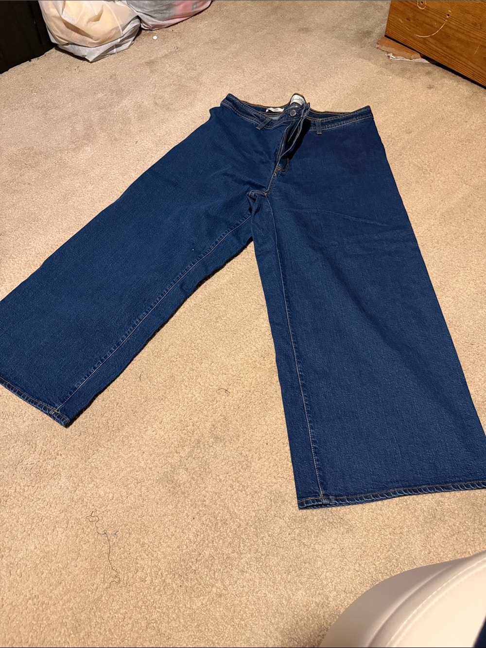 Universal Thread Men's Bootcut Jeans in Dark Blue Denim
